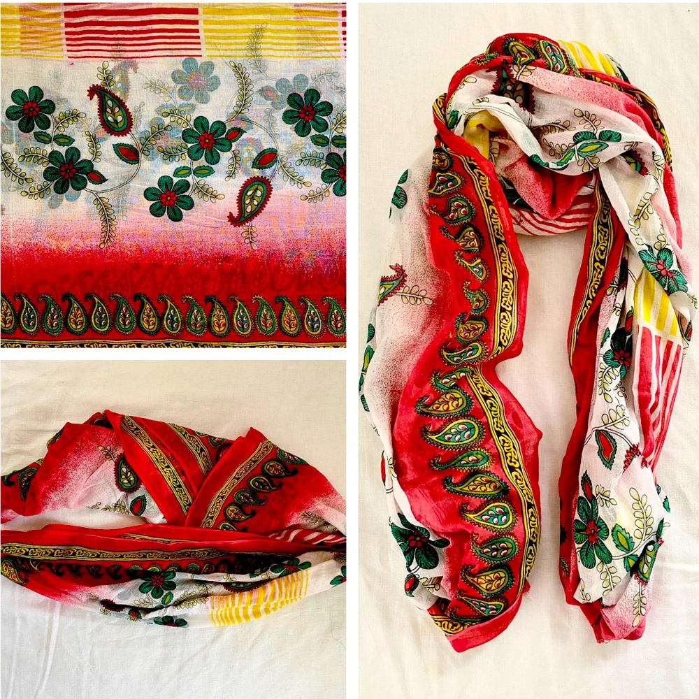 Floral Scarf 🧣